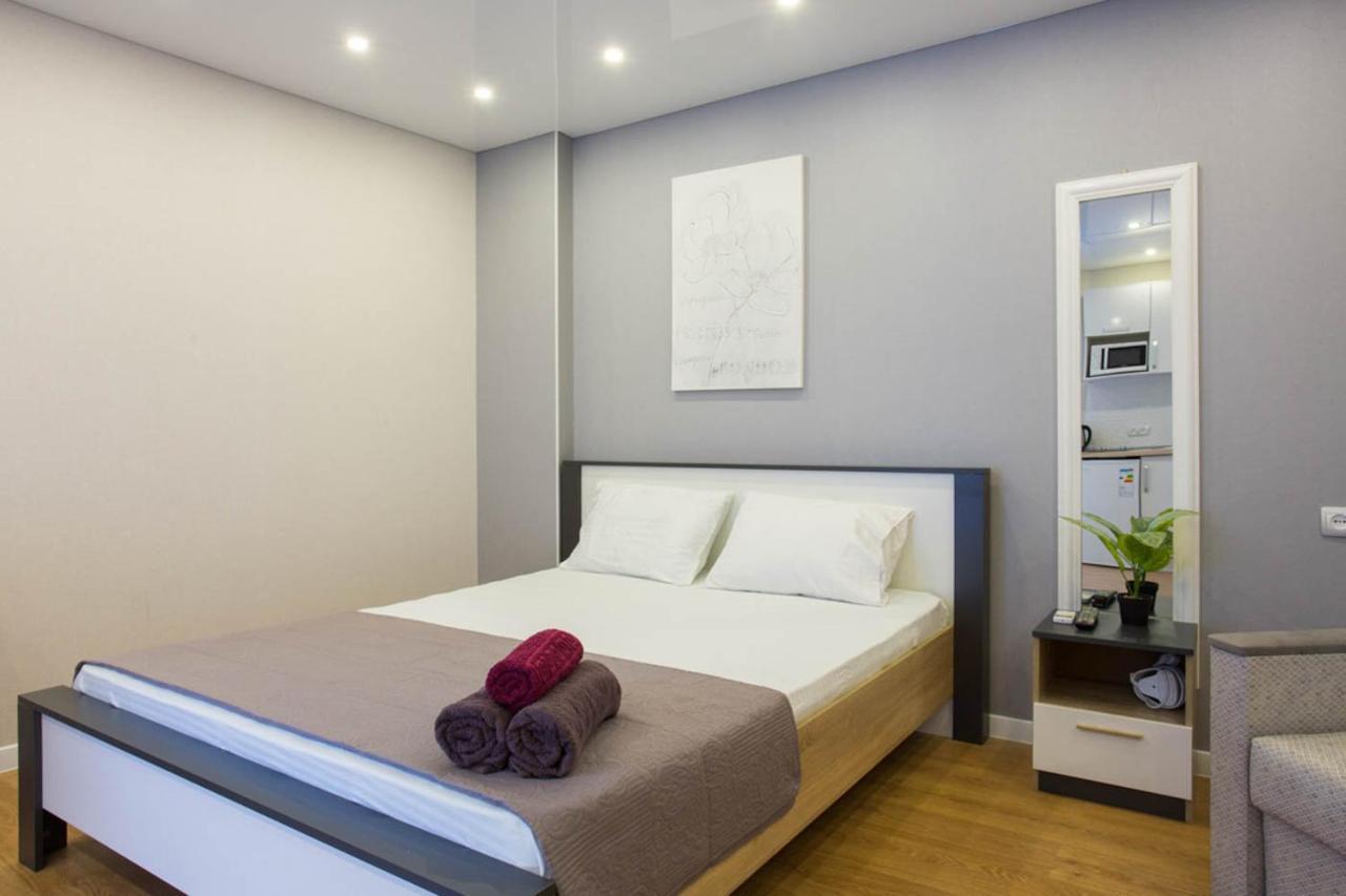 New Studio In The City Center - Mykoly Khvylovoho Str 5-2 Harkiv Dış mekan fotoğraf